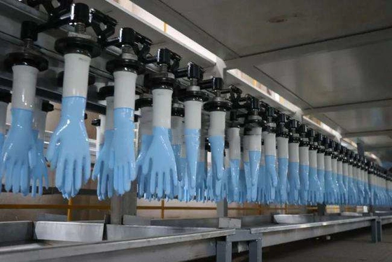 Fabrication de gants medicaux en latex par AGRICODFabrication de gants medicaux en latex par AGRICOD